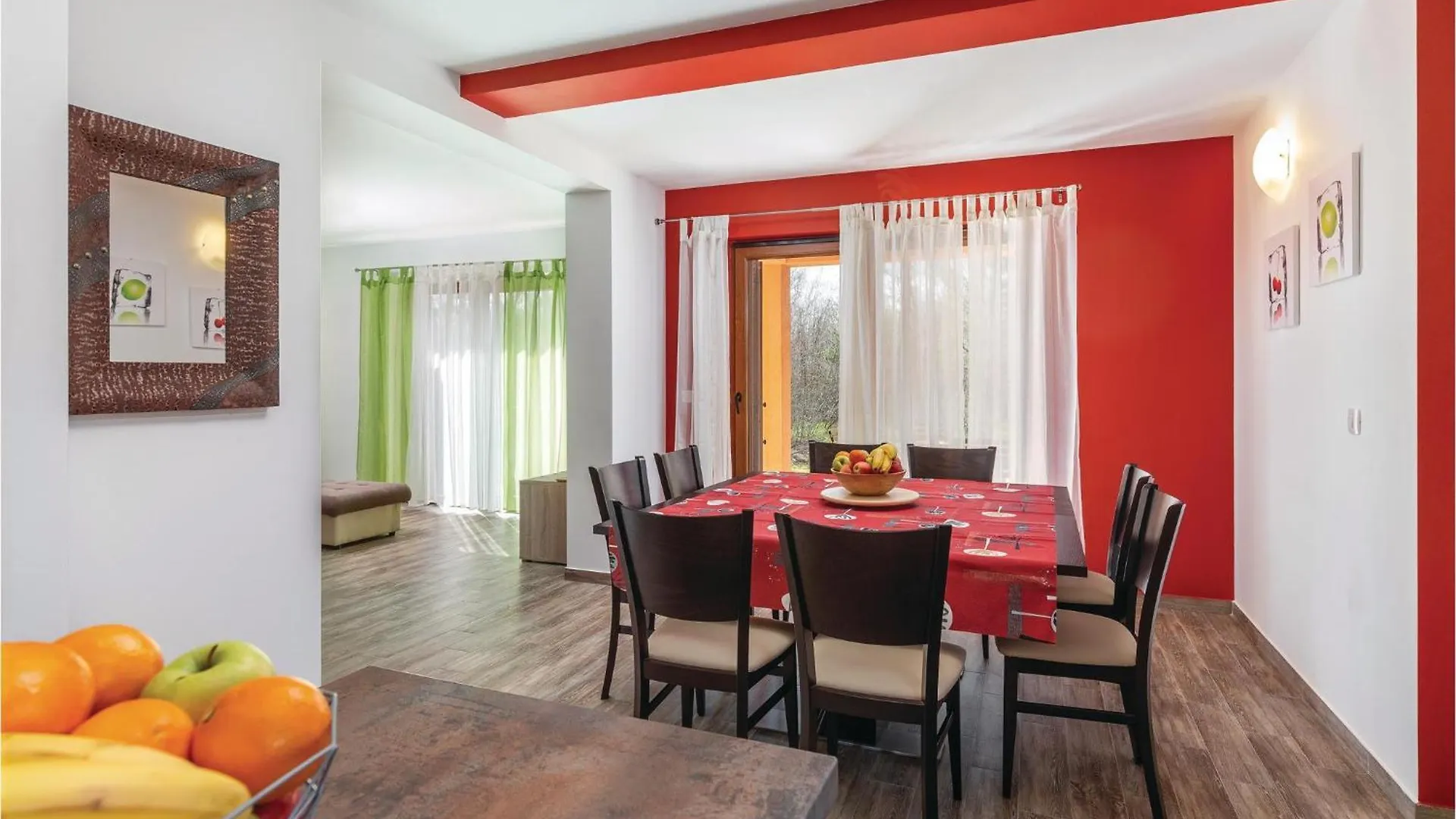 4 Bedroom Beautiful Home In Kunj